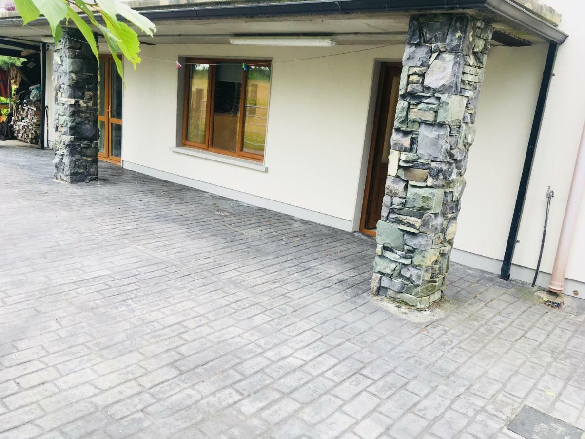Blossom Lane Apartment Woodford  Экстерьер фото
